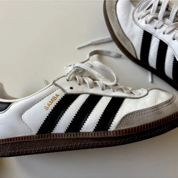 adidas gazelle silver green womens Adidas Samba OG | Youth | (Vday) Cream/Red main image 0